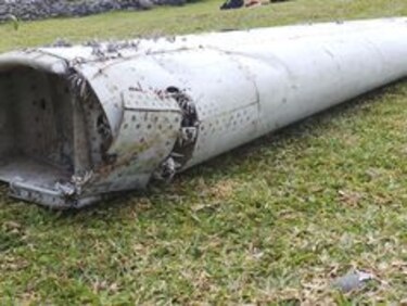 Expertos están casi seguros de que restos de Reunión son del avión MH370