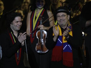 Rubén Blades y Gustavo Dudamel juntos en Caracas