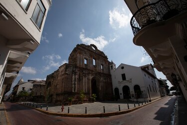 Arco Chato: Patrimonio Cultural de Panamá en Casco Viejo