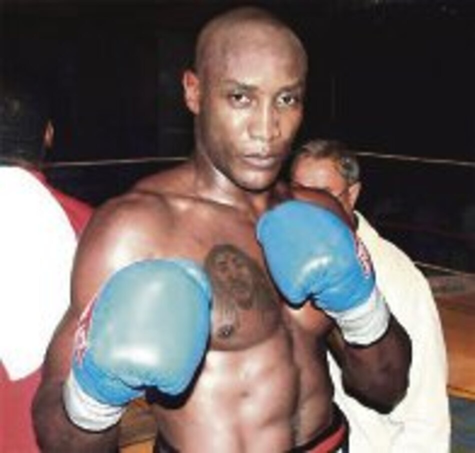 Davies peleará con el Leñador