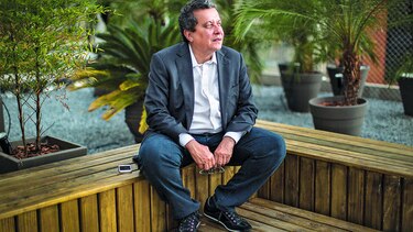 Condenan a ocho años de cárcel al estratega político João Santana