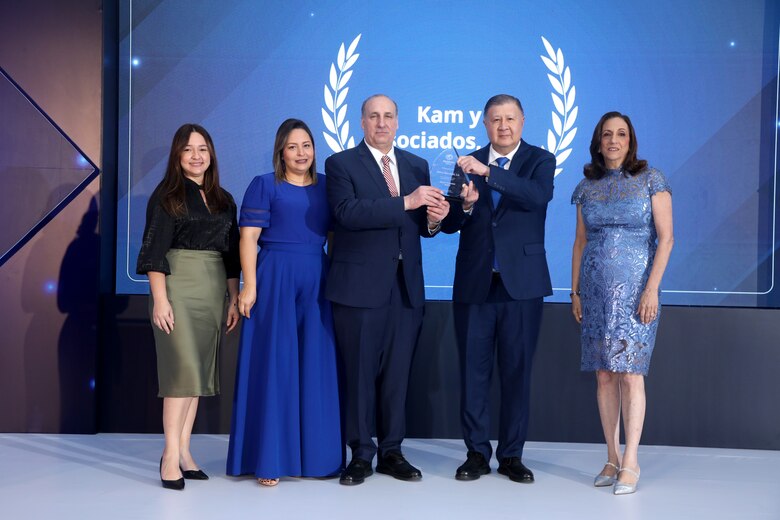 WorldWide Medical reconoce la excelencia de sus aliados estratégicos en una gala especial