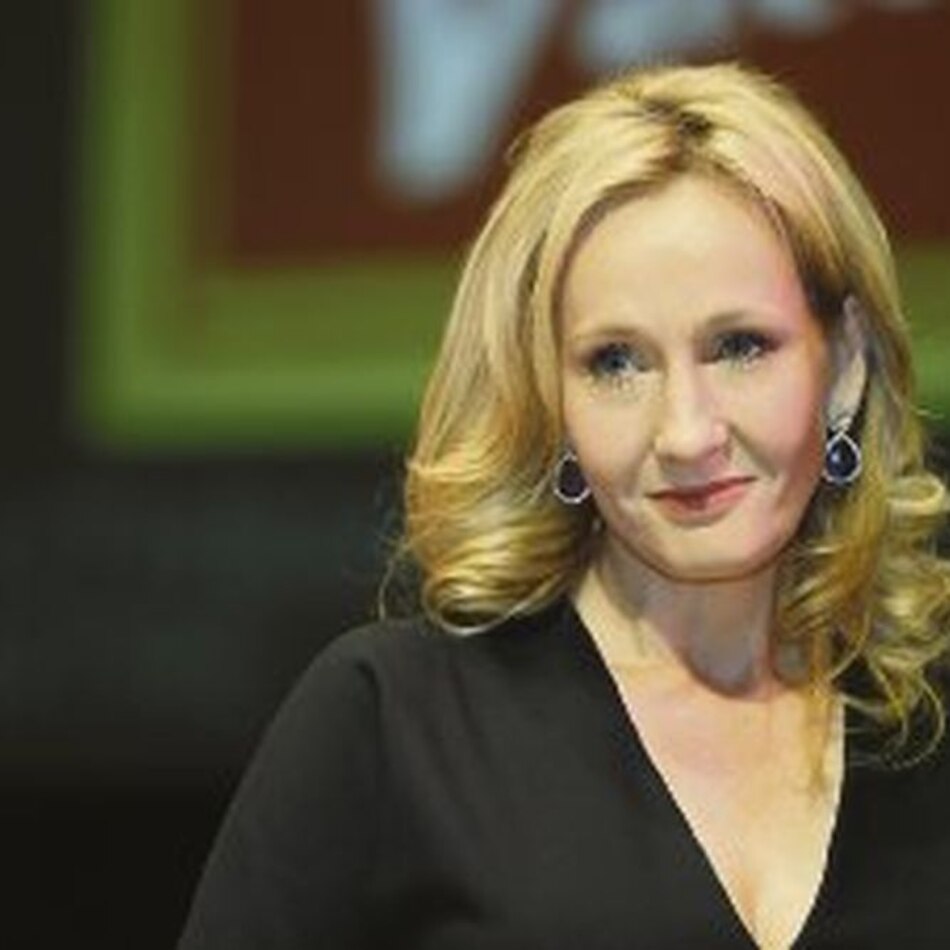 Filtran álter ego de Rowling