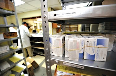 119 renglones de insumos médico-quirúrgicos están agotados    en la CSS           