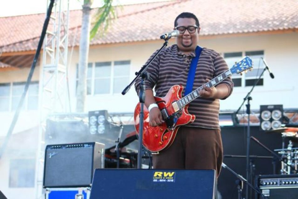 Fallece Luis Barboza, vocalista de la banda panameña Llevarte a Marte