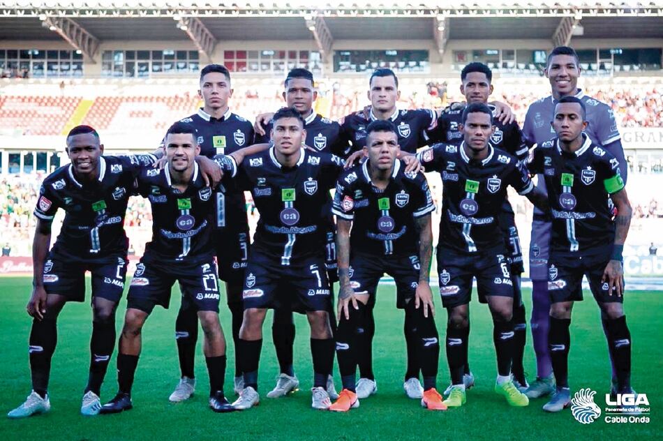 El Tauro conquista su título 15