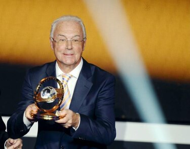 FIFA podría investigar a Beckenbauer por escándalo de Catar