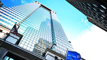 InvestaBank sigue con plan de compra