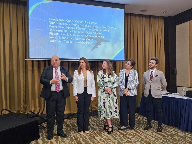 Transporte aéreo y turismo pueden aportar 15% del PIB