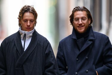 El expresidente francés Nicolas Sarkozy sale en libertad tras pasar solo 3 semanas en prisión