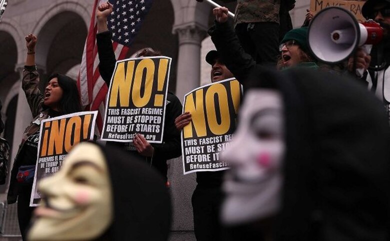 El Estados Unidos anti-Trump estalla en cólera