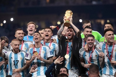 Messi, Alvarez y varias novedades en la prelista de Argentina para el Mundial 2026
