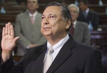 Congreso guatemalteco elige nuevo vicepresidente