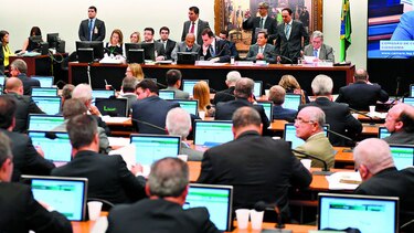 Informe favorece la denuncia contra Temer