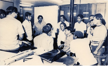 El comandante, el hombre del cinco por ciento y el monaguillo