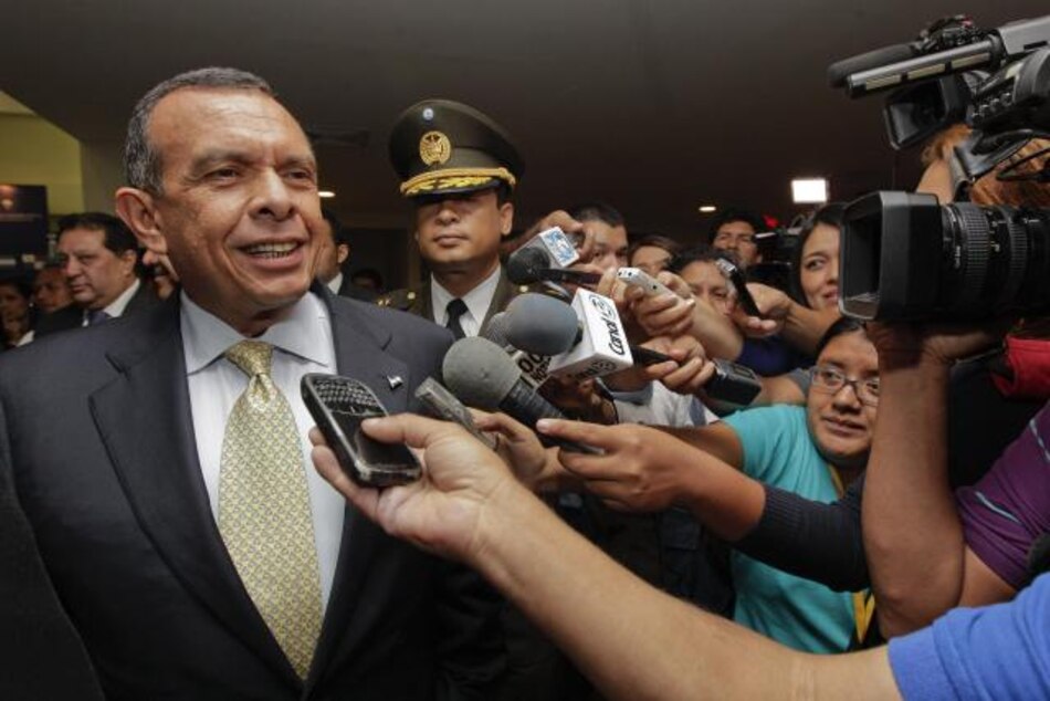 Funes y Lobo niegan tensión por isla