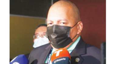 Juezas declaran receso por tres días en caso de pinchazos