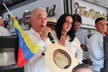 Álvaro Uribe pide intervención internacional para Venezuela que esté avalada por la ONU