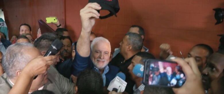 Tribunal rechaza pruebas y declara no culpable a Ricardo Martinelli