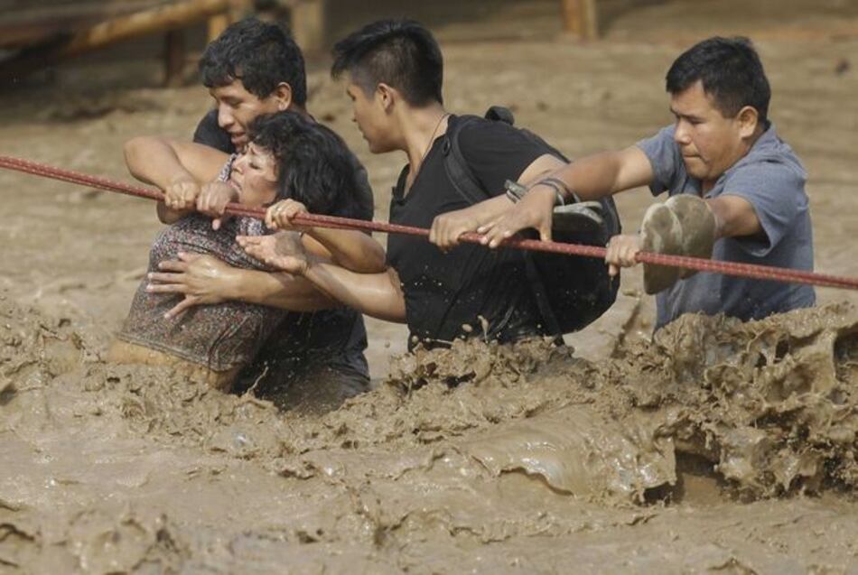 ‘El Niño costero’ continúa azotando a Perú, con 72 muertos
