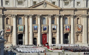 Papa Francisco proclama siete nuevos santos; dos son latinoamericanos