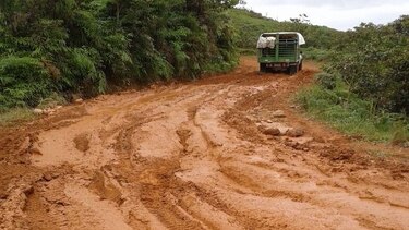 Lluvias complican tránsito en la cordillera occidental de Azuero