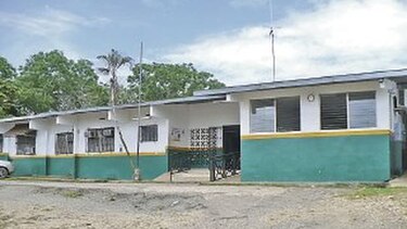 Cierran hospital de Metetí por desbordes