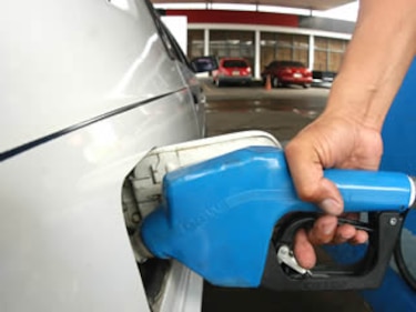 Precio de gasolina de 95 se mantiene y diésel baja 6 centavos el galón