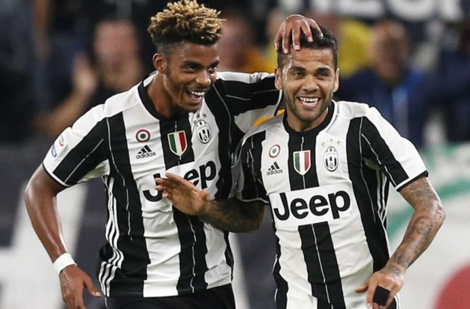 Juventus golea 4-0 a Cagliari y recupera la cima