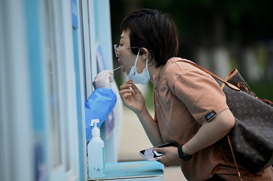 La política ‘covid cero’ en China deprime a las empresas y a los empleados