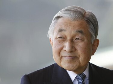 Hospitalizan a emperador de Japón por bronquitis