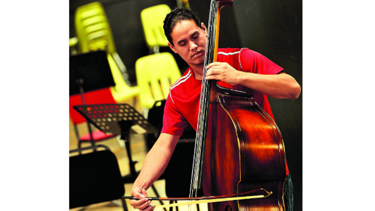 BECAS PARA MÚSICOS