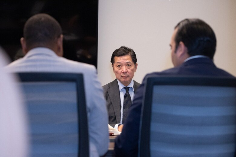 Inversionistas japoneses interesados en proyecto de refinería de biocombustible en Colón