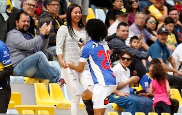 Jugador venezolano anota un gol, pide matrimonio y se lesiona en el mismo partido en Chile