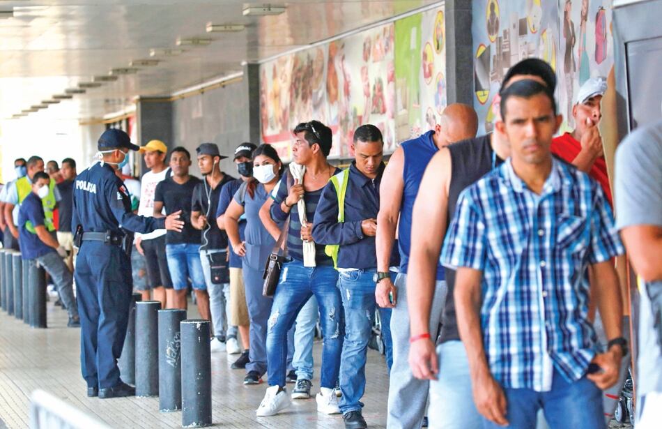 Salud recurre a otros especialistas ante falta de médicos intensivistas