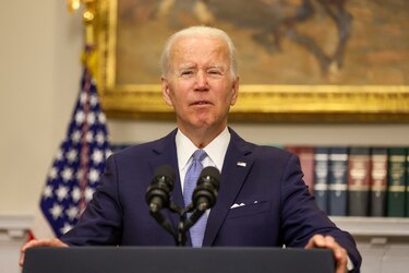 Biden ayuda a los venezolanos