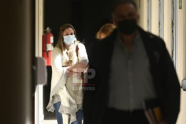 Tribunal confirma medida cautelar a Celine Gazal de Esses por jornada de vacunación clandestina