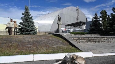 Ucrania inaugura cúpula gigante que cubre reactor accidentado de Chernóbil