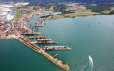 AMP atiende derrame de residuos de hidrocarburo en puerto Cristóbal