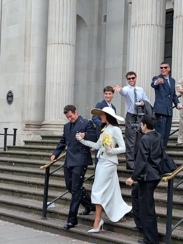 Dua Lipa se casa en secreto en Londres y prepara una boda de tres días en Sicilia