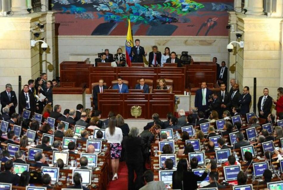 Santos pide al Congreso 'consolidar' la paz en Colombia