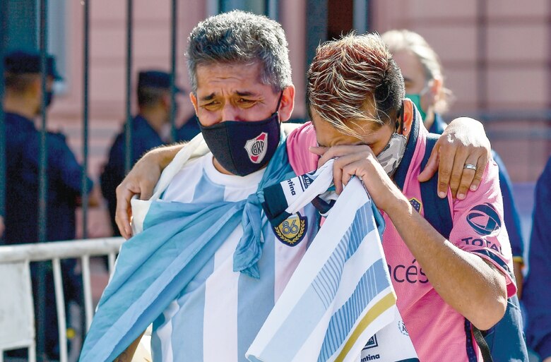 El mundo lloró y despidió a Diego Armando Maradona