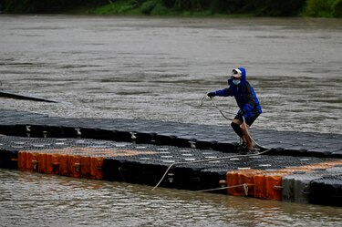 China se prepara para el tifón In-Fa mientras limpia los daños de las inundaciones