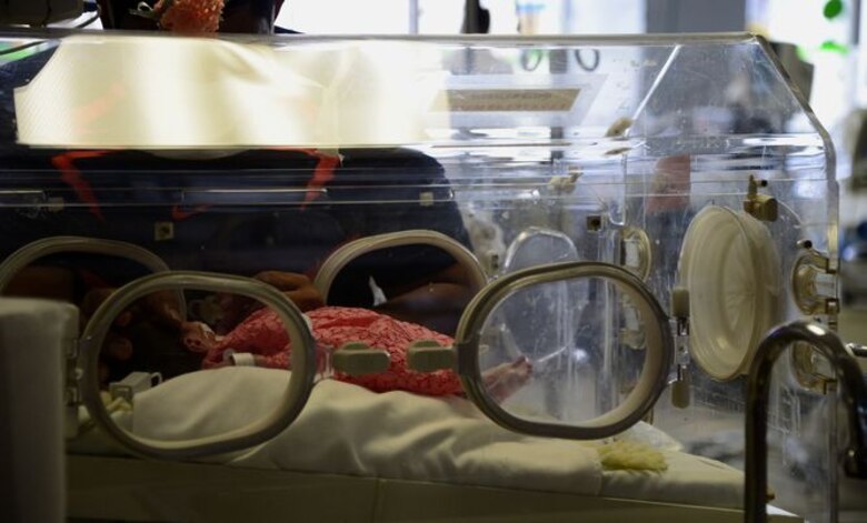 Caso de neonatos: Tribunal confirma que el médico Iván Sierra Robles cumplirá trabajo comunitario