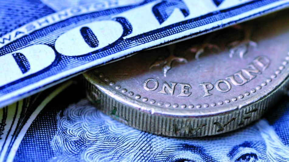 Fábricas inglesas pisan el acelerador