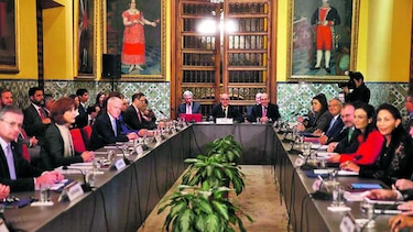 Cancilleres reiteran apoyo a Venezuela
