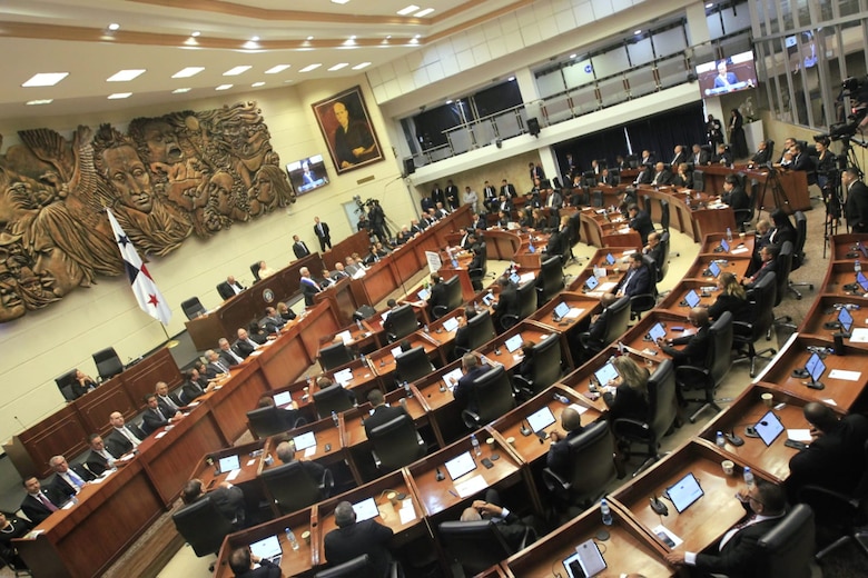 Mulino: ‘No venimos a administrar el desorden’ y sube el tono ante sus críticos