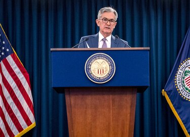 Presidente de la Fed afirma que es ‘muy poco probable’ volver al pleno empleo en 2021
