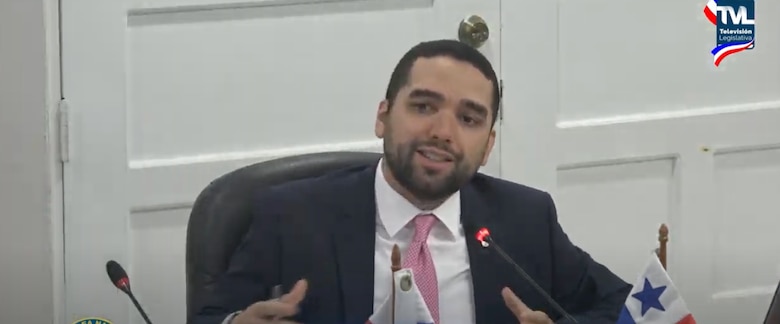 Diputados aprueban $368.5 millones para que el MOP pague deudas a 107 contratistas, algunos involucrados en el caso Blue Apple