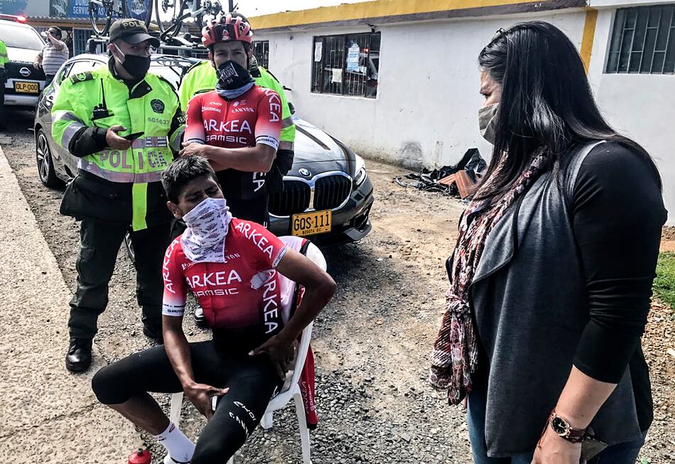 Nairo Quintana tendrá dos semanas de reposo tras ser arrollado en Colombia